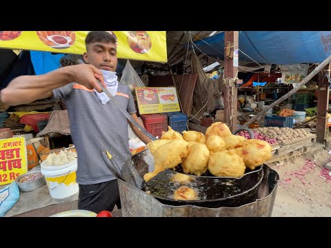 Cheapest Vadapav in Mumbai | Tomato Vadapav | Indian Street Food