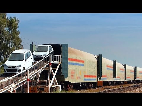 CAR carrier UNLOADING : Indian Railways  AUTO Deck